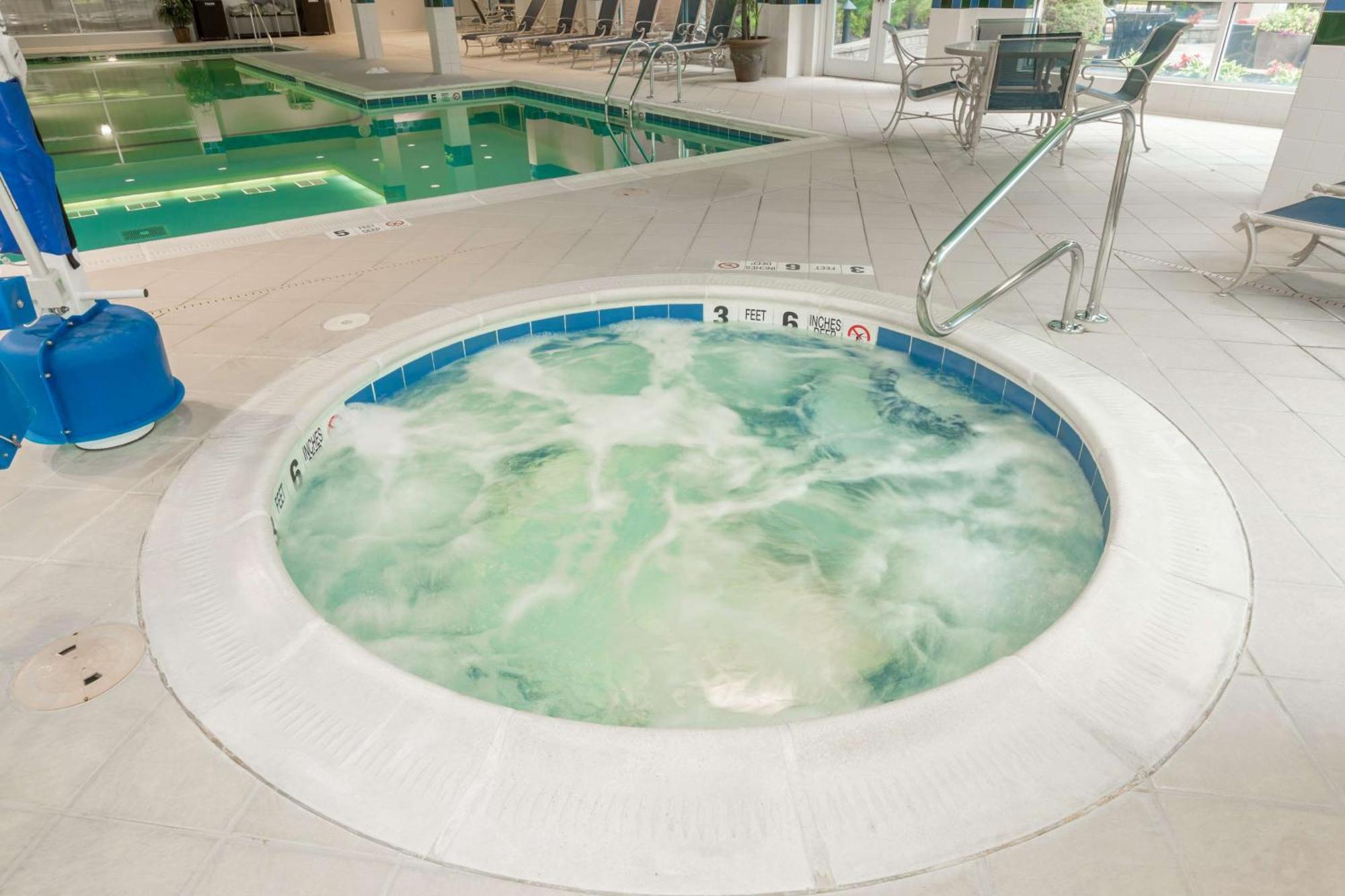 צ'יקטווואגה Hilton Garden Inn Buffalo Airport מראה חיצוני תמונה