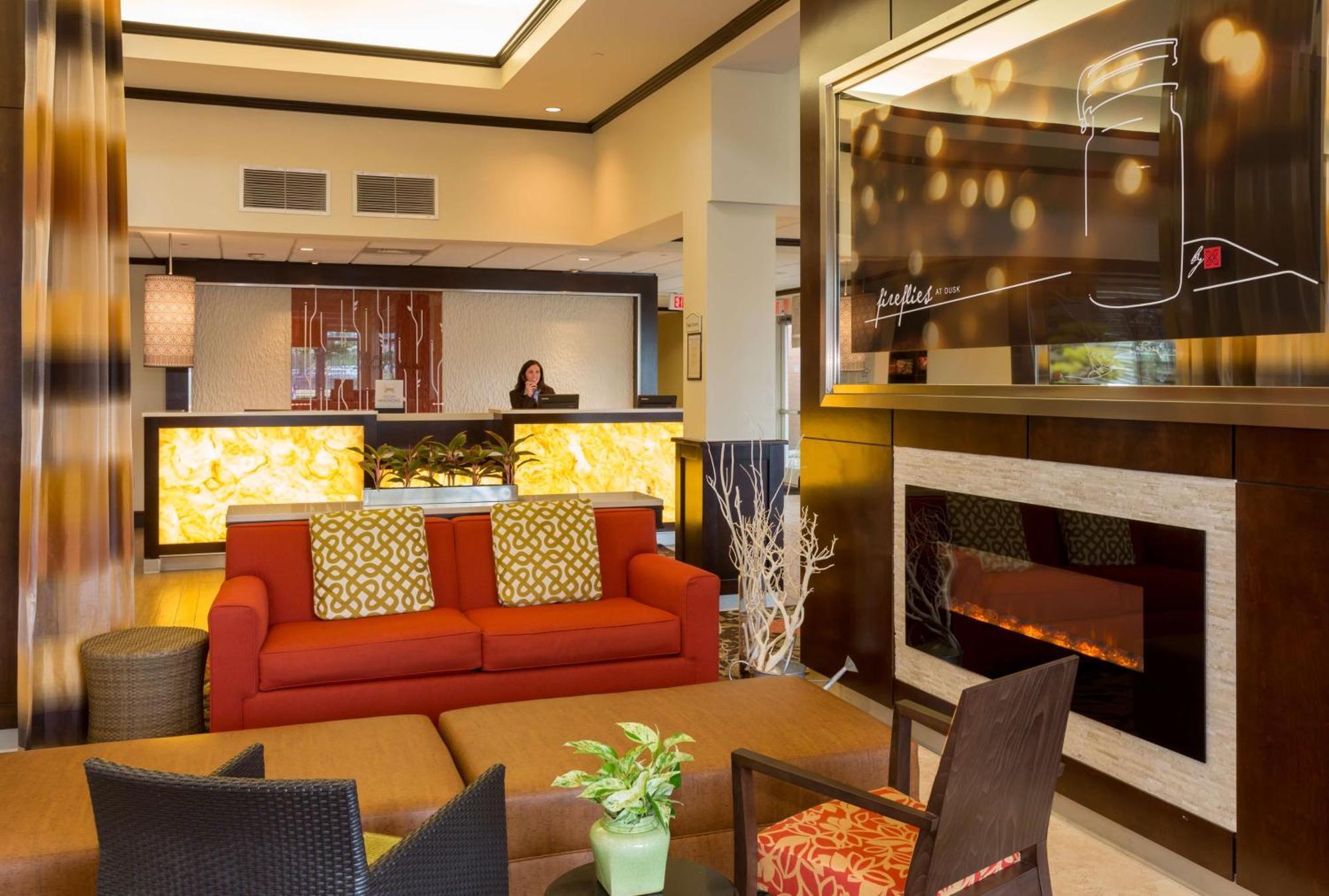 צ'יקטווואגה Hilton Garden Inn Buffalo Airport מראה חיצוני תמונה