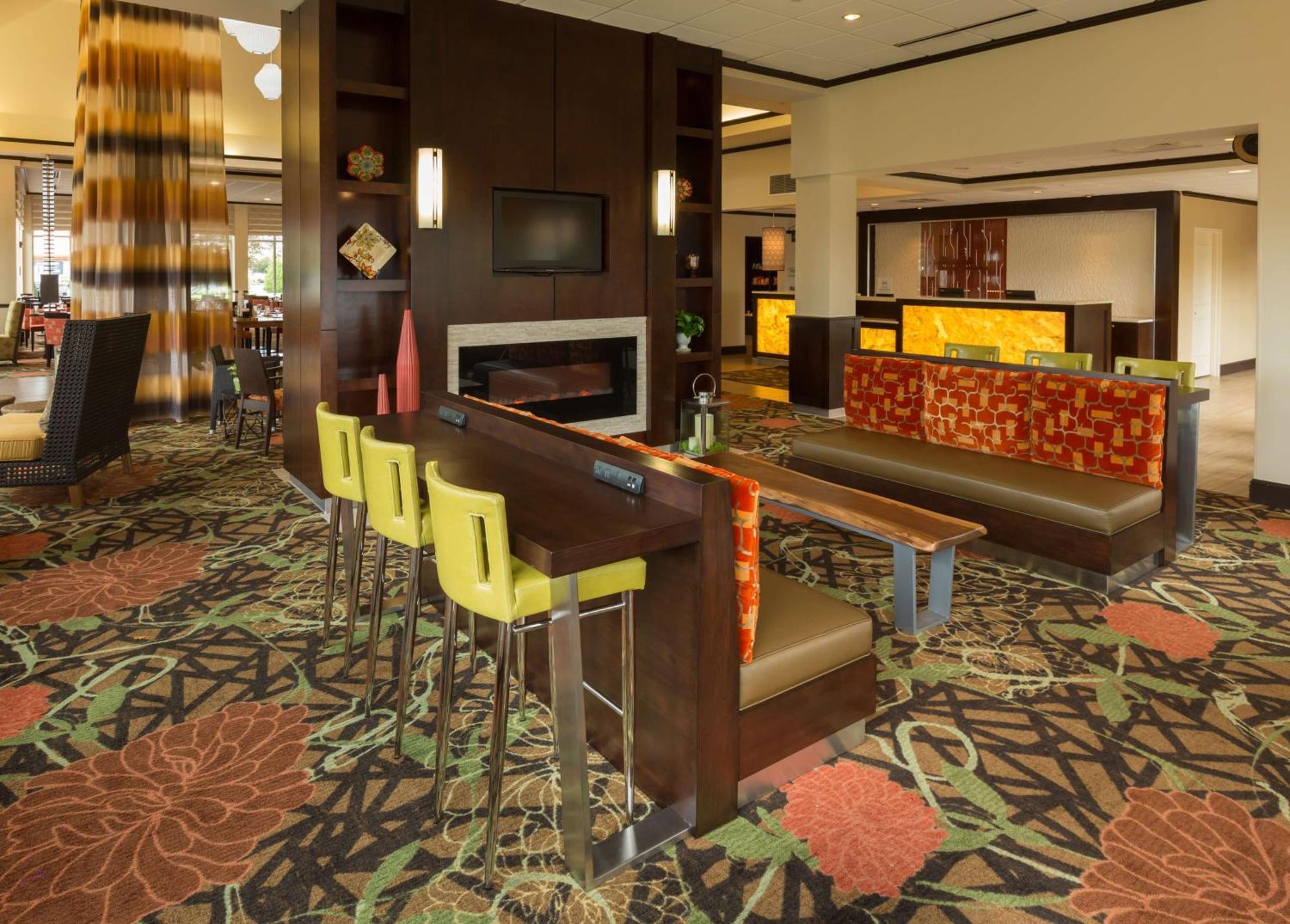 צ'יקטווואגה Hilton Garden Inn Buffalo Airport מראה חיצוני תמונה